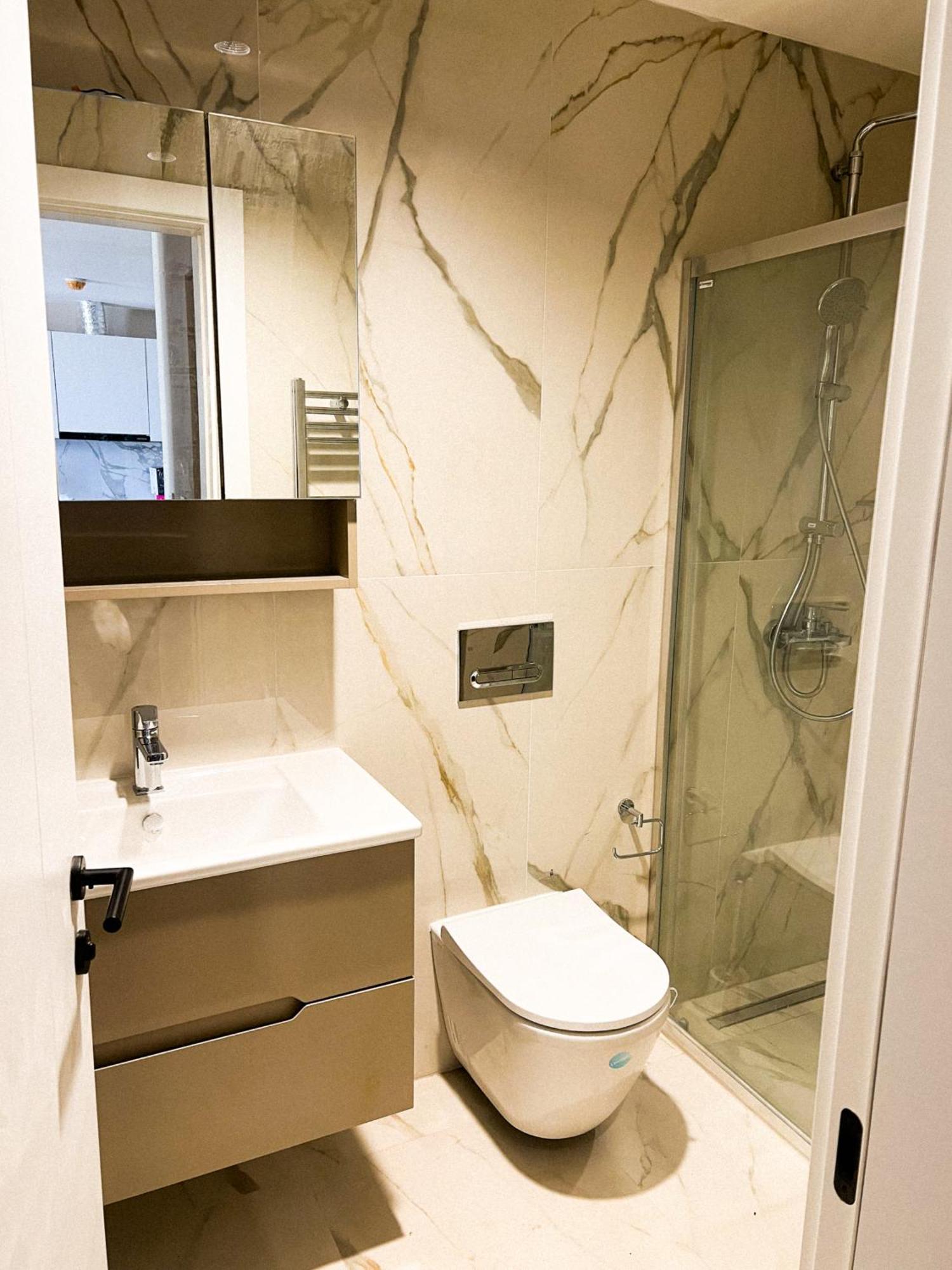 180° View Apartment In Diamond Building Skopje Buitenkant foto