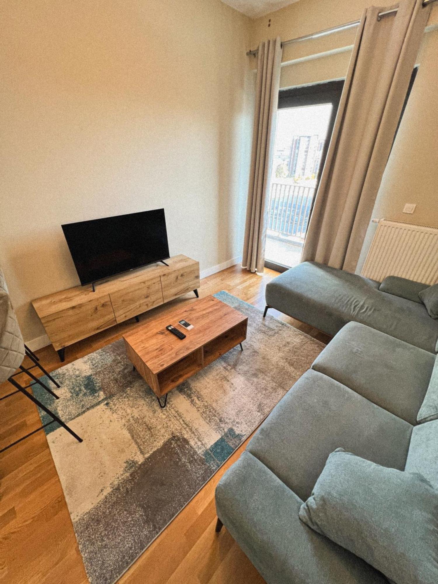180° View Apartment In Diamond Building Skopje Buitenkant foto