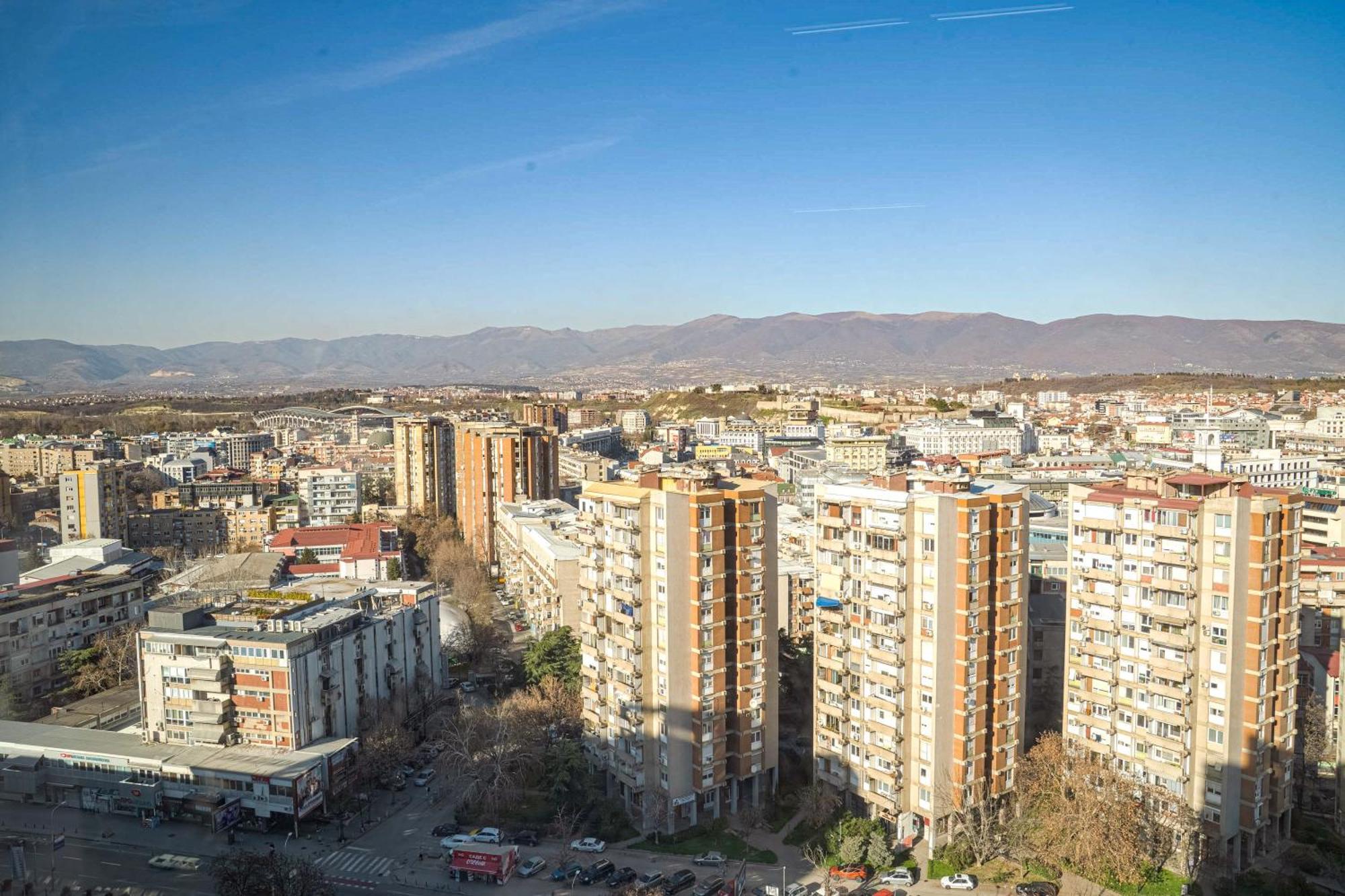 180° View Apartment In Diamond Building Skopje Buitenkant foto