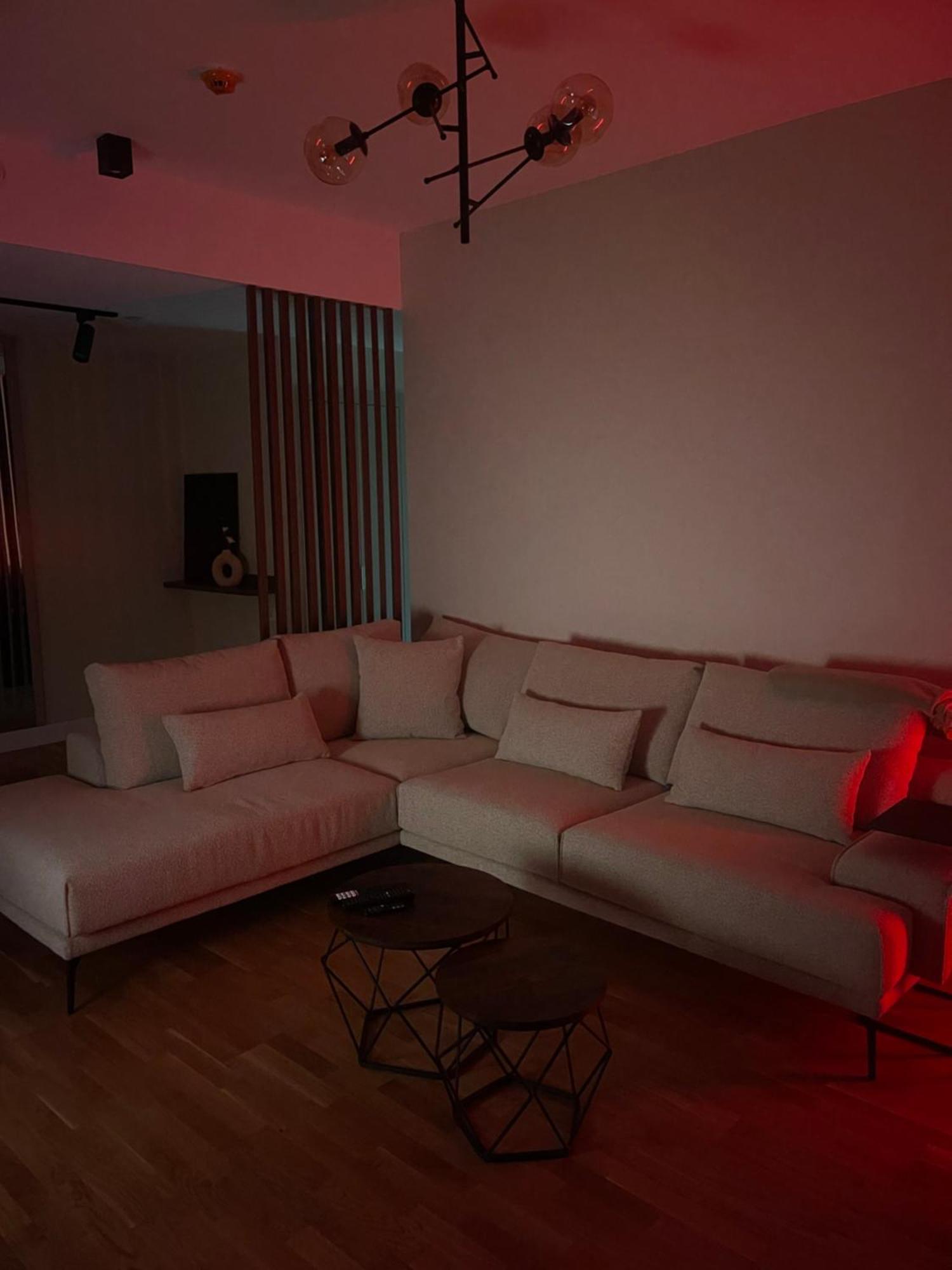 180° View Apartment In Diamond Building Skopje Buitenkant foto