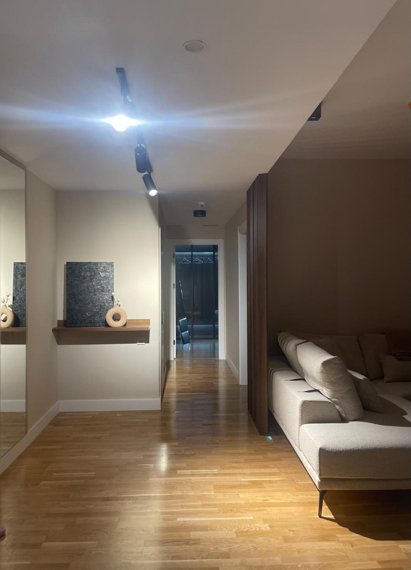 180° View Apartment In Diamond Building Skopje Buitenkant foto